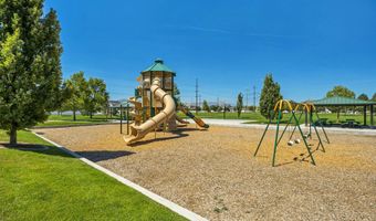 981 W FREEDOM Pt, Bluffdale, UT 84065