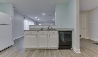 6613 Sonesta Dr, Indianapolis, IN 46217