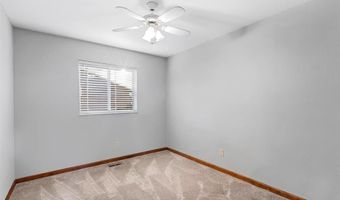 426 Madrina Ct, Ballwin, MO 63021