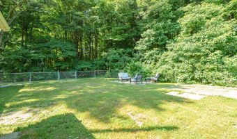 1264 M-40 St S, Allegan, MI 49010