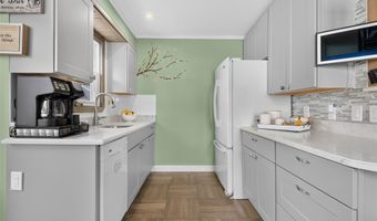 131 Dorset Ave, Albertson, NY 11507