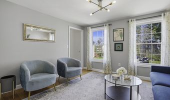 41 Nile St 41, Billerica, MA 01821