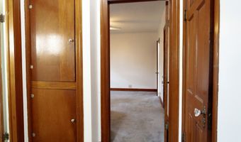 202 Creek Dr, Batesville, MS 38606