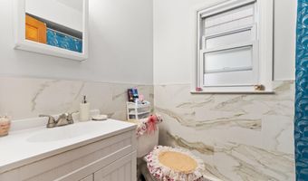 50 COTTAGE St 1, Bayonne, NJ 07002