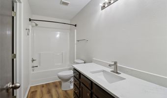 920 NE 49th St, Ankeny, IA 50021