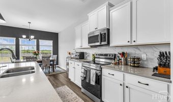 1489 SE Arnold Dr, Allenhurst, GA 31301