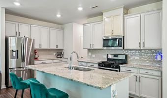 2234 Gregor Overlook Ln, Apex, NC 27502