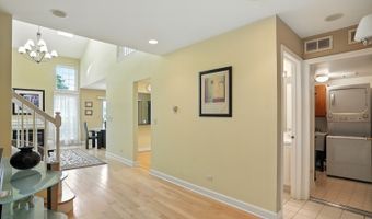 1956 N Silver Lake Rd, Arlington Heights, IL 60004