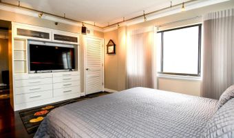 1301 N COURTHOUSE Rd #1005, Arlington, VA 22201