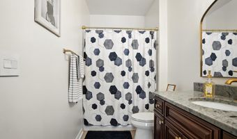 4850 EISENHOWER Ave 302, Alexandria, VA 22304