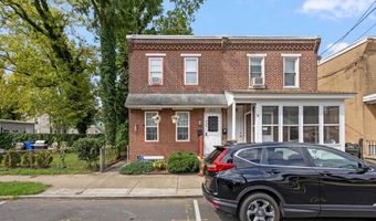 228 TALBOT St, Burlington, NJ 08016