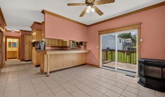646 S Country Estates Ln, Bloomfield, IN 47424