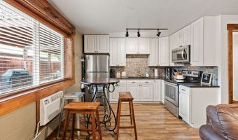 473 Osborn Ave, Bigfork, MT 59911