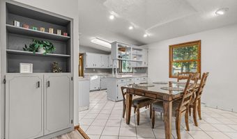 2512 N CHESTWOOD Ct, Appleton, WI 54911