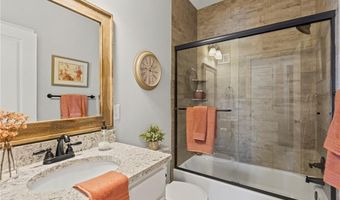 801 155th Ter, Basehor, KS 66007