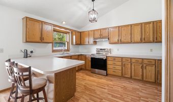 1917 E GLENDALE Ave, Appleton, WI 54911