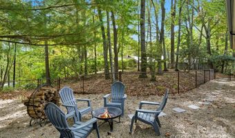 8 Indian Ridge Rd, Asheville, NC 28803