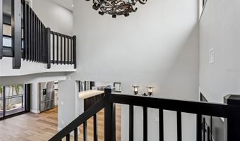 769 KINGSTON Ct, Apollo Beach, FL 33572