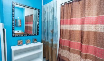 1019 W 9th St, Anderson, IN 46016