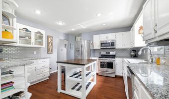 615 E Prairie Ln, Ash Grove, MO 65604