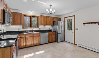 30 Pacheco Dr, North Smithfield, RI 02896