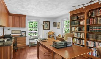 12 Howard Rd, Cumberland, RI 02864