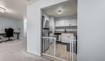 6137 EDSALL Rd #I, Alexandria, VA 22304