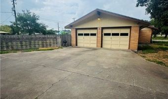 131 N Lamont St, Aransas Pass, TX 78336