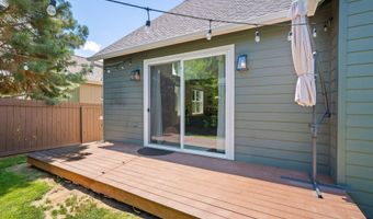 2044 NE Altura Dr, Bend, OR 97701