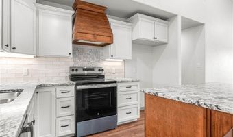 1014 Tatum Ln, Barling, AR 72923