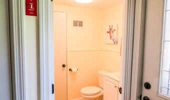 70 Mount Desert Dr, Bangor, ME 04401