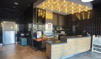 17620 Ventura Blvd, Encino, CA 91316