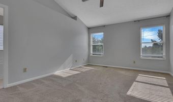 9310 Prestwick Green Dr, Columbus, OH 43240