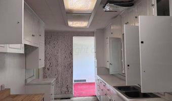 1704 S JULIAN Blvd, Amarillo, TX 79102