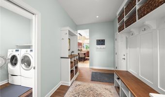 2969 Huntington Way, Aurora, OH 44202