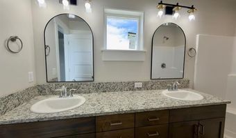 1018 Alpine Ave, Chubbuck, ID 83202