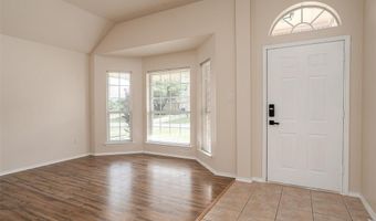 302 Howard Way Dr, Aledo, TX 76008