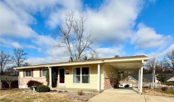 223 Windcliffe Dr, Ballwin, MO 63021