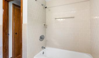 105 Fairfield Dr, North Kingstown, RI 02852