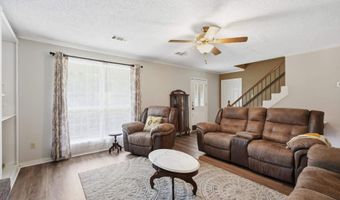 612 Dogwood Meadows Ln, Austin, AR 72007