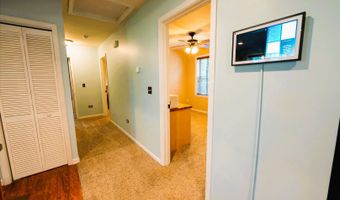 39450 N Circle Ave, Antioch, IL 60002