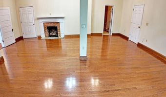 510 N Main St, Abbeville, SC 29620