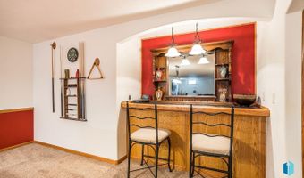 1109 S Parkview Blvd, Brandon, SD 57005