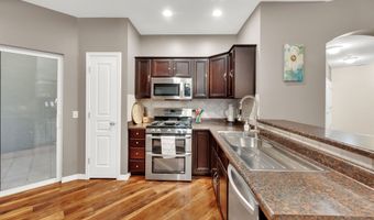 967 S COURTYARD Ln E, Centerville, UT 84014