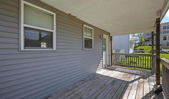 102 W Walnut St, Anamosa, IA 52205