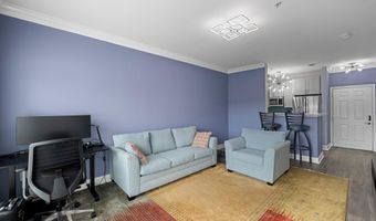 4850 EISENHOWER Ave 418, Alexandria, VA 22304