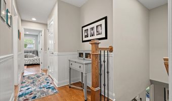1738 E JONQUIL Ter, Arlington Heights, IL 60004