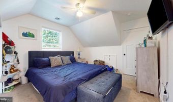 300 Delaware Ave, Absecon, NJ 08201