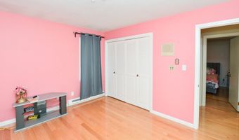 123 El Toro Dr, Bristol, CT 06010