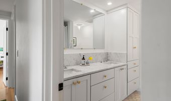 56 Carroll St, Falmouth, ME 04105